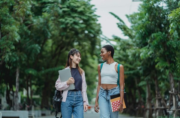 Accessoires de mode pour ado : Les détails qui font la différence