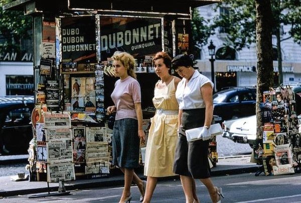 Les avantages et les inconvénients d'acheter des vêtements vintage